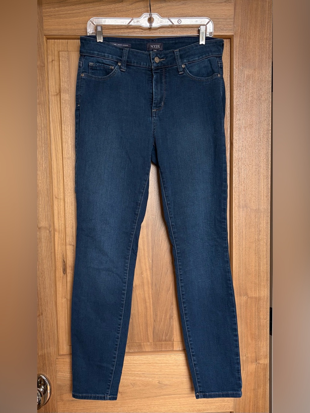 EUC NYDJ Ami Skinny Legging Denim LiftxTuck Soft Stretch Size 10 Dark Blue Wash